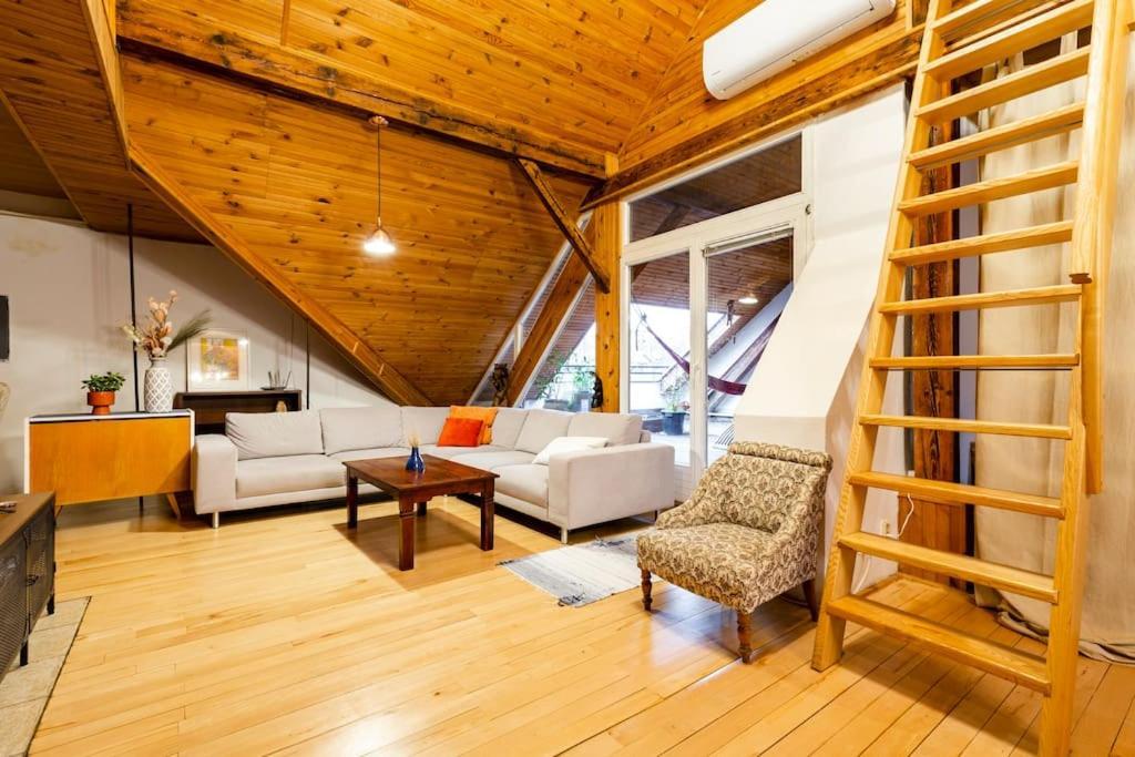 Rooftop 180m2 Loft With Private Sauna, Apartment Pressburg