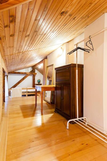 Rooftop 180m2 Loft With Private Sauna, Pozsony