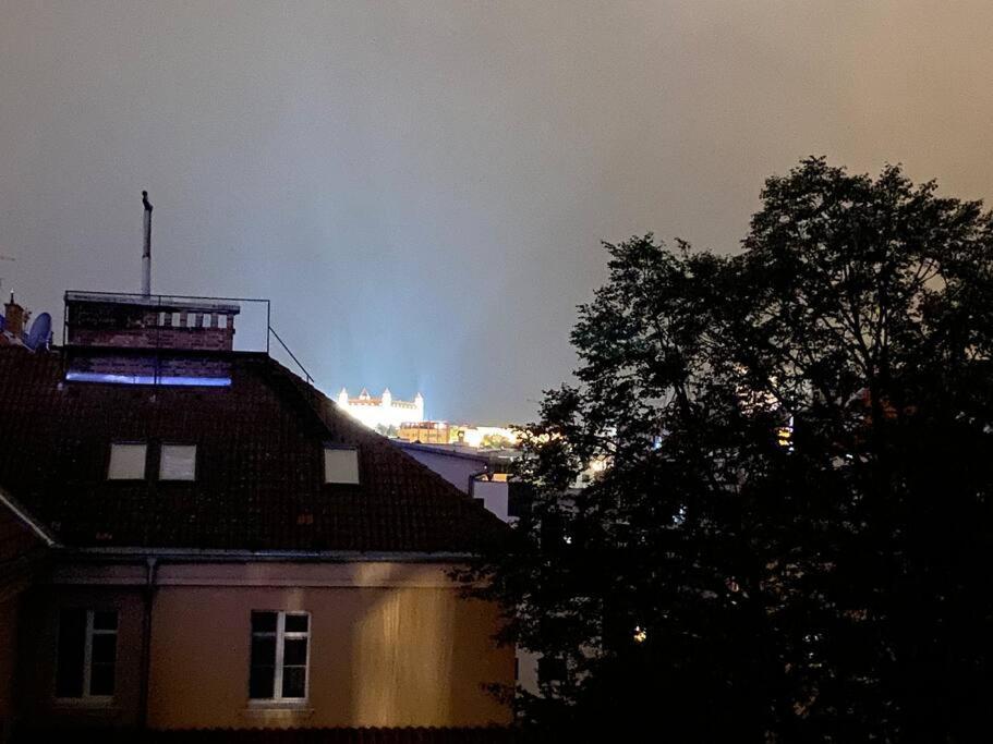 Rooftop 180m2 Loft With Private Sauna, Pozsony